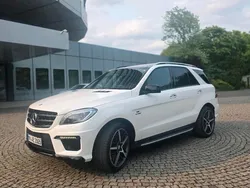 Weiß Gebraucht 2013 Mercedes ML63 AMG AMG SUV | 28.995 € (Fairer Preis)