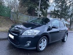 Schwarz Gebraucht 2012 Toyota Auris Hybrid Limousine | 9.300 € (Guter Preis)