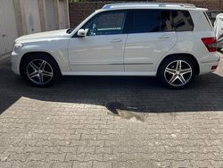 Weiß Gebraucht 2010 Mercedes GLK350 SUV | 11.800 € (Fairer Preis)
