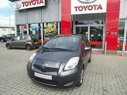 Grau metallic Gebraucht 2009 Toyota Yaris Cool Kleinwagen | 6.350 €