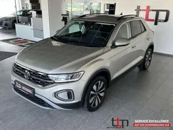 Ivory silver metallic Gebraucht 2024 VW T-Roc R SUV | 27.999 € (Guter Preis)