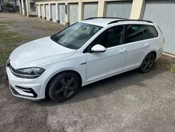 Weiß Gebraucht 2017 VW Golf VII Comfortline Kombi | 8.747 € (Guter Preis)