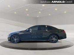Graphitgrau Gebraucht 2023 Mercedes E220 AMG line Limousine | 47.850 € (Guter Preis)
