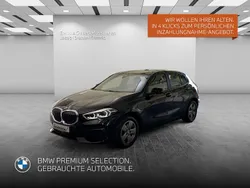 Schwarz Gebraucht 2022 BMW 118 Advantage Kleinwagen | 22.908 € (Fairer Preis)