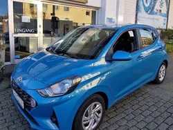 Aquablau (metallic) Gebraucht 2023 Hyundai i10 Select Kleinwagen | 12.344 € (Fairer Preis)
