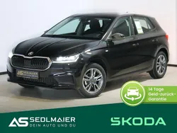 Schwarzmagic perleffekt Gebraucht 2024 Skoda Fabia Tour Kleinwagen | 17.900 € (Fairer Preis)