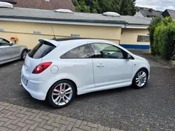 Weiß Gebraucht 2008 Opel Corsa Edition Kleinwagen | 2.499 € (Fairer Preis)