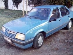 Gebraucht 1988 Opel Ascona Limousine | 2.000 €