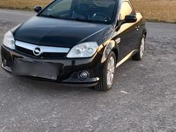 Schwarz Gebraucht 2009 Opel Tigra Cabrio | 3.500 € (Teuer)