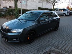 Grau Gebraucht 2018 Skoda Rapid Ambition Kombi | 10.700 € (Fairer Preis)