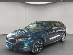 Lavablau metallic Gebraucht 2022 Skoda Octavia Clever Kombi | 21.890 € (Guter Preis)