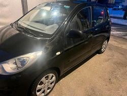Schwarz Gebraucht 2012 Hyundai i10 Kleinwagen | 1.900 € (Superpreis)