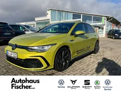 Limonengelb metallic Gebraucht 2023 VW Golf VIII R-line Limousine | 24.490 € (Guter Preis)