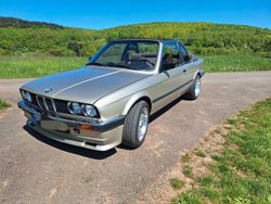 Beige Gebraucht 1985 BMW 325 Cabriolet Cabrio | 16.000 €