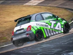 Grau Gebraucht 2017 Abarth 595 Competizione Kleinwagen | 20.000 €