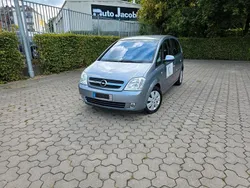 Grau Gebraucht 2003 Opel Meriva Van / Kleinbus | 2.300 € (Fairer Preis)