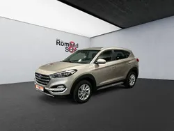 Weiss Gebraucht 2017 Hyundai Tucson Style SUV | 16.990 € (Fairer Preis)