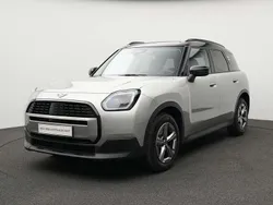 Grau Gebraucht 2024 Mini Countryman SUV | 33.921 € (Superpreis)