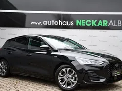 Obsidianschwarz Gebraucht 2023 Ford Focus ST-Line X Limousine | 23.480 € (Guter Preis)