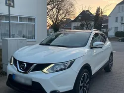 Weiß Gebraucht 2014 Nissan Qashqai Tekna SUV | 11.000 € (Fairer Preis)