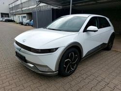 Weiß atlas white / sol Gebraucht 2023 Hyundai Ioniq 5 SUV | 24.500 € (Superpreis)