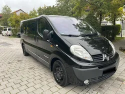 Schwarz Gebraucht 2008 Renault Trafic Van | 13.999 €