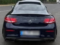 Blau Gebraucht 2017 Mercedes C400 AMG line Coupé | 29.999 € (Fairer Preis)