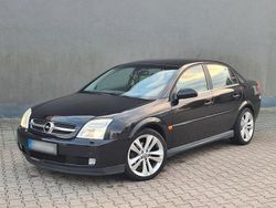 Schwarz Gebraucht 2003 Opel Vectra Cosmo Limousine | 1.400 € (Guter Preis)