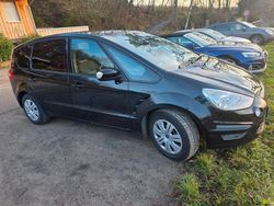 Schwarz Gebraucht 2010 Ford S-MAX Trend Van / Kleinbus | 3.500 € (Superpreis)