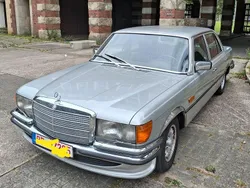 Grau Gebraucht 1975 Mercedes S450 Limousine | 12.900 €