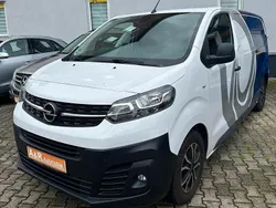 Weiß Gebraucht 2023 Opel Vivaro Edition Van | 22.900 € (Etwas zu teuer)