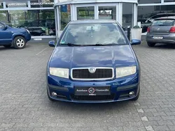 Blau Gebraucht 2006 Skoda Fabia Sport Limousine | 799 € (Guter Preis)