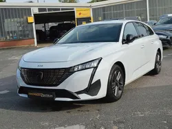 Weiß Gebraucht 2024 Peugeot 308 Allure Kombi | 18.590 € (Superpreis)