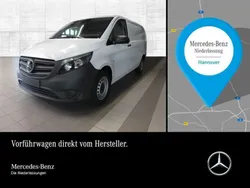 Weiß Gebraucht 2022 Mercedes Vito Van / Kleinbus | 40.448 €