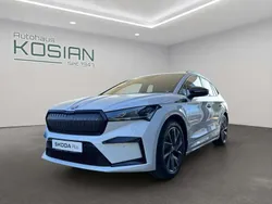 Weiß Gebraucht 2022 Skoda Enyaq iV SportLine SUV | 35.990 € (Teuer)