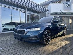 Lava blau Gebraucht 2021 Skoda Octavia Clever Kombi | 18.980 € (Fairer Preis)