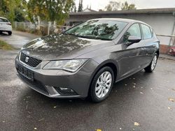 Grau Gebraucht 2015 Seat Leon Style Limousine | 6.490 € (Fairer Preis)