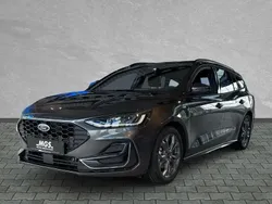 Magnetic metallic Neu 2025 Ford Focus ST-Line Limousine | 30.990 € (Etwas zu teuer)