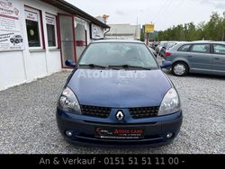 Blau Gebraucht 2002 Renault Clio II Authentique Kleinwagen | 1.999 € (Fairer Preis)