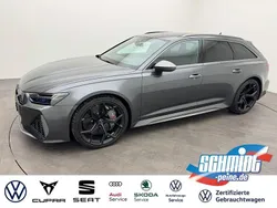 Grau Gebraucht 2024 Audi RS6 Performance Kombi | 139.900 €