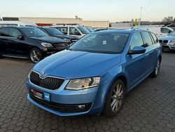 Blau Gebraucht 2013 Skoda Octavia Elegance Kombi | 6.500 € (Fairer Preis)