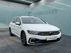 Weiß Gebraucht 2021 VW Passat GTE Kombi | 24.600 € (Fairer Preis)