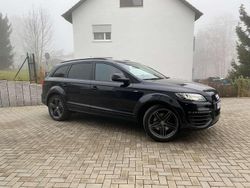 Schwarz Gebraucht 2015 Audi Q7 Comfort SUV | 27.599 €