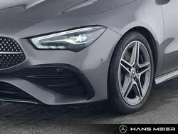 Grau Gebraucht 2024 Mercedes CLA220 Shooting Brake AMG line Kombi | 35.760 € (Fairer Preis)