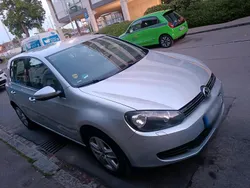 Silber Gebraucht 2010 VW Golf VI Limousine | 6.099 € (Fairer Preis)