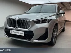 Silber Neu 2025 BMW iX1 M Sport SUV | 54.990 € (Fairer Preis)