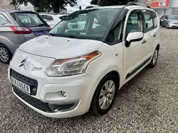 Weiss banquise Gebraucht 2011 Citroën C3 Picasso Exclusive Van / Kleinbus | 4.790 € (Fairer Preis)