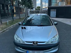 Silber Gebraucht 2003 Peugeot 206 Limousine | 1.150 € (Fairer Preis)