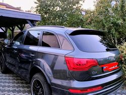 Grau Gebraucht 2013 Audi Q7 S-Line SUV | 15.000 € (Guter Preis)