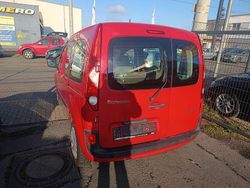 Rot Gebraucht 2011 Renault Kangoo Expression Van / Kleinbus | 3.990 € (Fairer Preis)